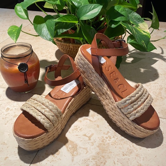 Musse & Cloud Shoes - ‼️ NEW‼️WITH TAG‼️ MUSSE & CLOUD PLATFORM SANDALS